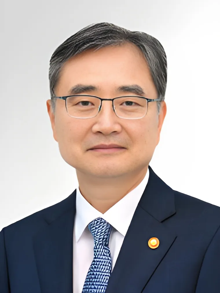 인플루언서인 조현의 대표 이미지