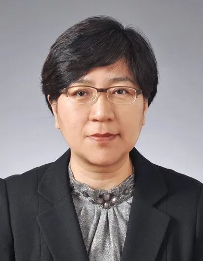 행정공무원인 정은경의 대표 이미지
