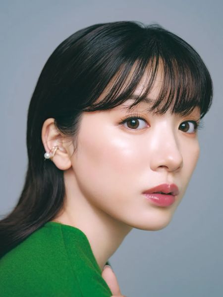 영화배우인 나가노 메이의 대표 이미지