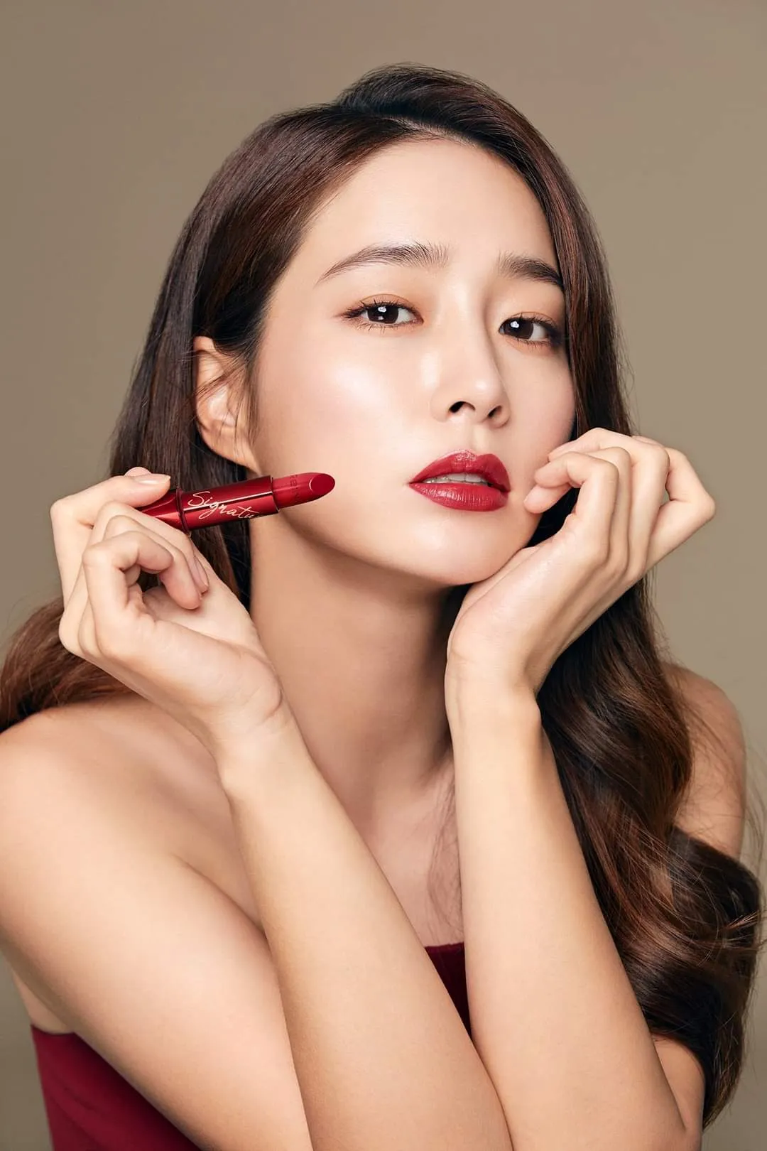 탤런트, 영화배우인 이민정의 대표 이미지