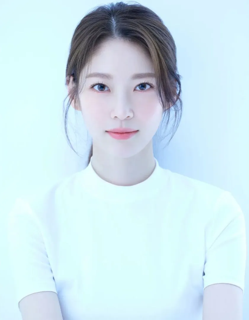 탤런트인 공승연의 대표 이미지