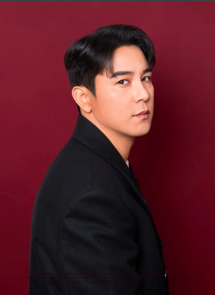 가수인 장민호의 대표 이미지