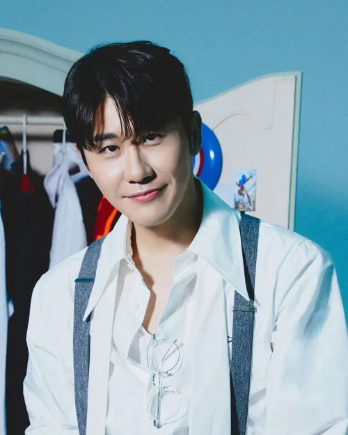 가수, 멀티 엔터테이너, 틱톡커, 유튜버인 영탁의 대표 이미지