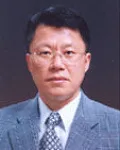 대학교수인 김한수의 대표 이미지