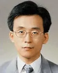 대학교수, (전직)공무원인 신상진의 대표 이미지