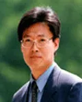 대학교수인 김성동의 대표 이미지