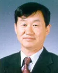 대학교수인 김수욱의 대표 이미지