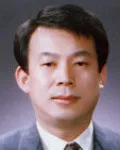 (전직)신문기자인 박향구의 대표 이미지