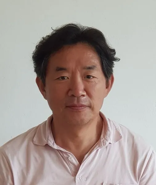 서양화가인 이진형의 대표 이미지