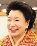 가수인 구지윤의 대표 이미지