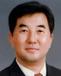 대학교수인 이준수의 대표 이미지