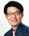변호사인 김재춘의 대표 이미지