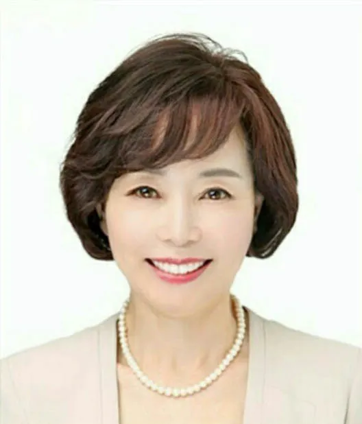 대학교수인 최경순의 대표 이미지