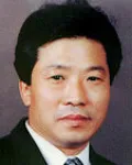 대학교수, (전직)방송인인 최화웅의 대표 이미지