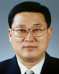 신문인인 태광훈의 대표 이미지