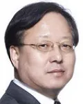 신문기자인 이택희의 대표 이미지