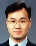 검사인 김현선의 대표 이미지