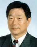 (전직)대학교수인 정용의 대표 이미지