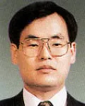 변호사, (전직)판사인 이욱래의 대표 이미지