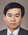 변호사, (전직)군법무관인 송봉섭의 대표 이미지