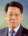 연구인인 심영섭의 대표 이미지