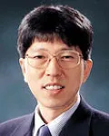 대학교수인 정진배의 대표 이미지