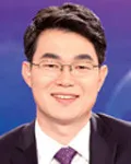 앵커, 기자인 김형오의 대표 이미지