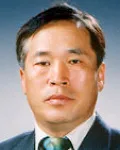 한국화가, 고등교원인 조홍근의 대표 이미지
