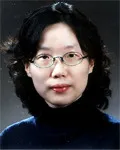 영화감독인 손광주의 대표 이미지