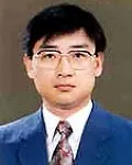 대학교수인 안철현의 대표 이미지