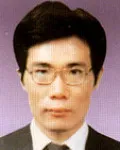 변호사, 대학교수인 신승남의 대표 이미지