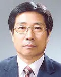 대학교수인 정재욱의 대표 이미지