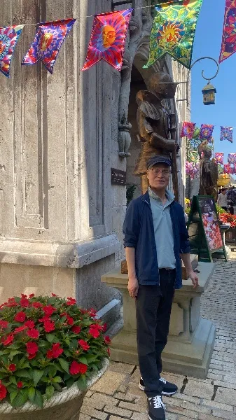 방송프로듀서인 윤사현의 대표 이미지