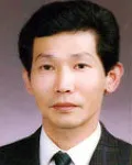 대학교수인 김종화의 대표 이미지