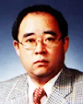 신문기자인 이관숙의 대표 이미지
