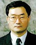 대학교수인 박영철의 대표 이미지