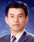 대학교수인 정병웅의 대표 이미지