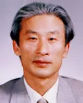 서양화가, 중등교원인 손화동의 대표 이미지