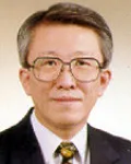 변호사, (전직)판사인 강철구의 대표 이미지