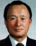 (전직)정무직공무원, (전직)변호사, (전직)은행인인 김윤환의 대표 이미지