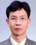 대학교수인 유건호의 대표 이미지