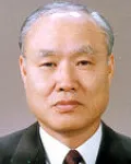 대학교수, (전직)군인인 최창근의 대표 이미지