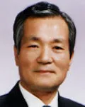 (전직)대학학장, (전직)대학교수인 한영환의 대표 이미지