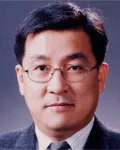 의사인 이필량의 대표 이미지