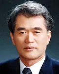 (전직)대학총장, (전직)대학교수인 정완호의 대표 이미지