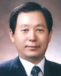 변호사, (전직)검사인 김광로의 대표 이미지