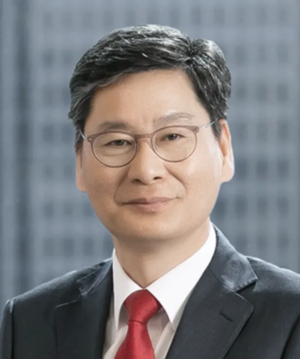 변호사, (전)판사인 김의환의 대표 이미지