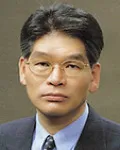 변호사, (전직)판사인 김순갑의 대표 이미지