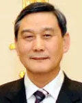 변호사, (전직)검사, (전직)정무직공무원인 박성득의 대표 이미지