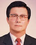 변호사, (전직)군법무관인 김남진의 대표 이미지